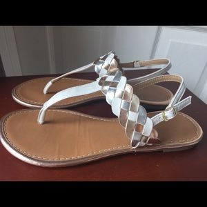 Sandals- 8